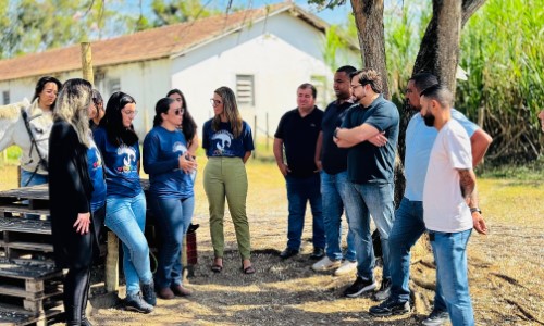Prefeitura de Pinheiral entrega selo “Amigo do Autista” ao IFRJ